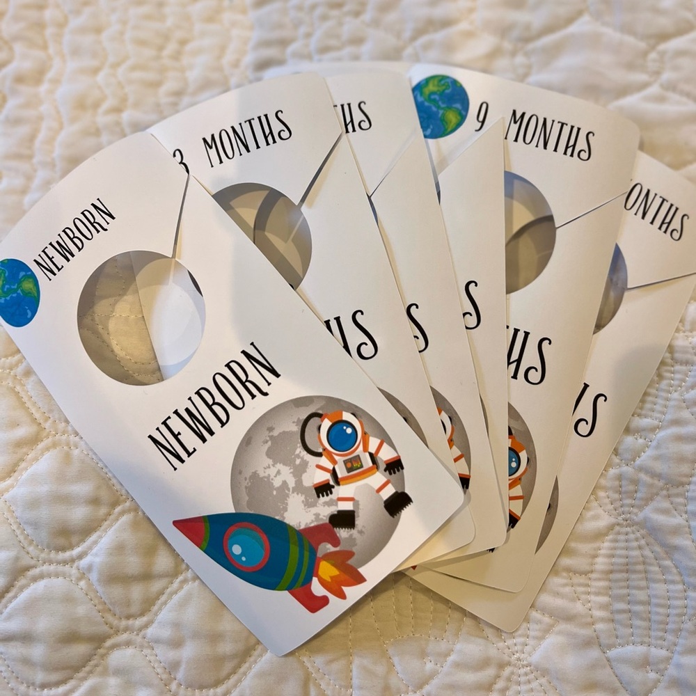 Space-Themed Baby Closet Dividers